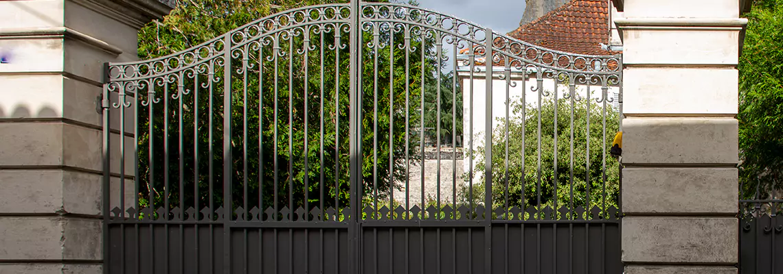 Wooden Swing Gate Repair in Kendall West, FL